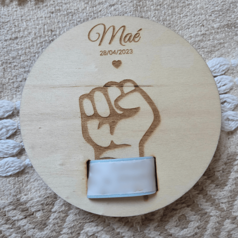 Porte-bracelet de naissance en bois | Créa-tiflow