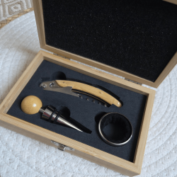 Coffret de sommelier personnalisé en bois | Créa-tiflow
