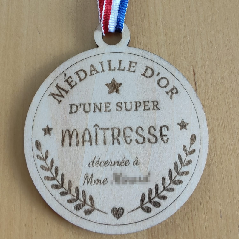 Médaille d'or maître ou maîtresse | Créa-tiflow
