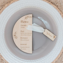 Menu de mariage gravé en bois | Créa-tiflow